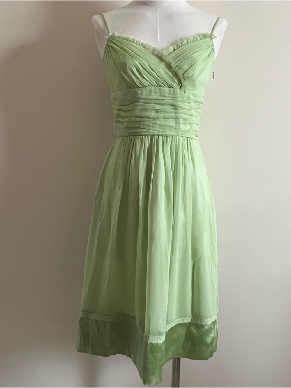 Laundry by Shelli segal green silk dress